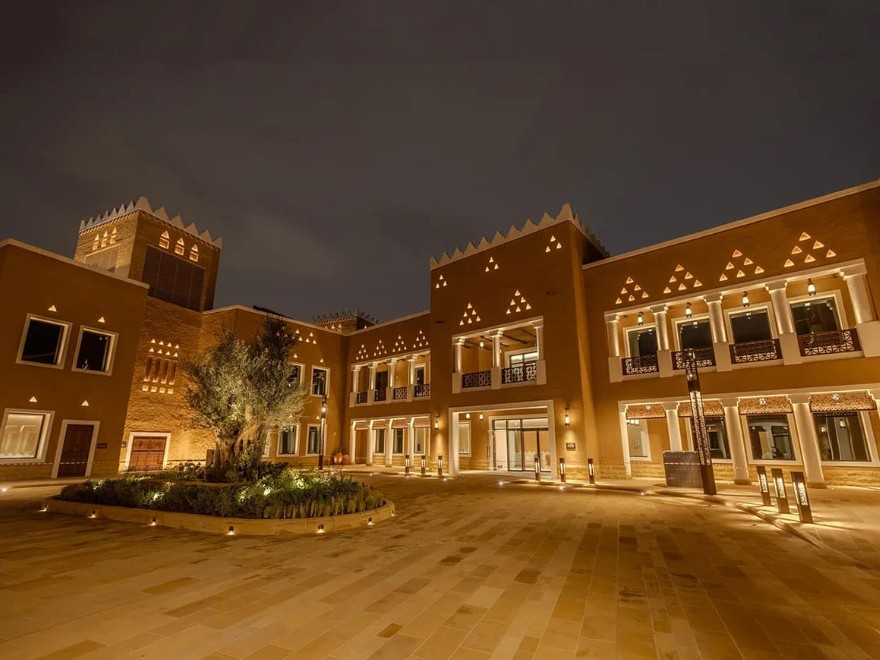 Tours photography inspiration for Riyadh